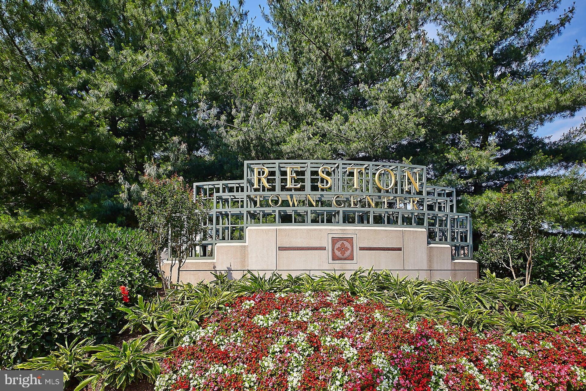 1670 PARKCREST CIRCLE 3B/300