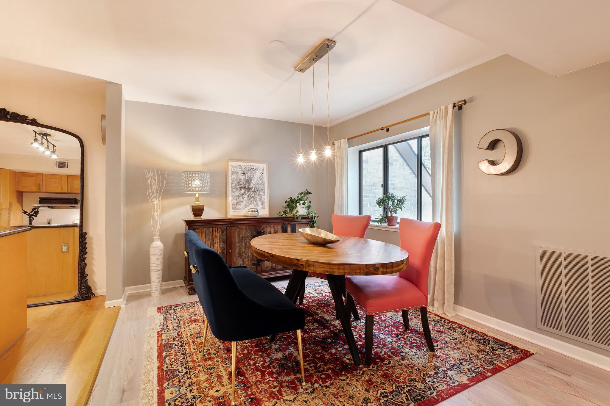 1670 PARKCREST CIRCLE 3B/300