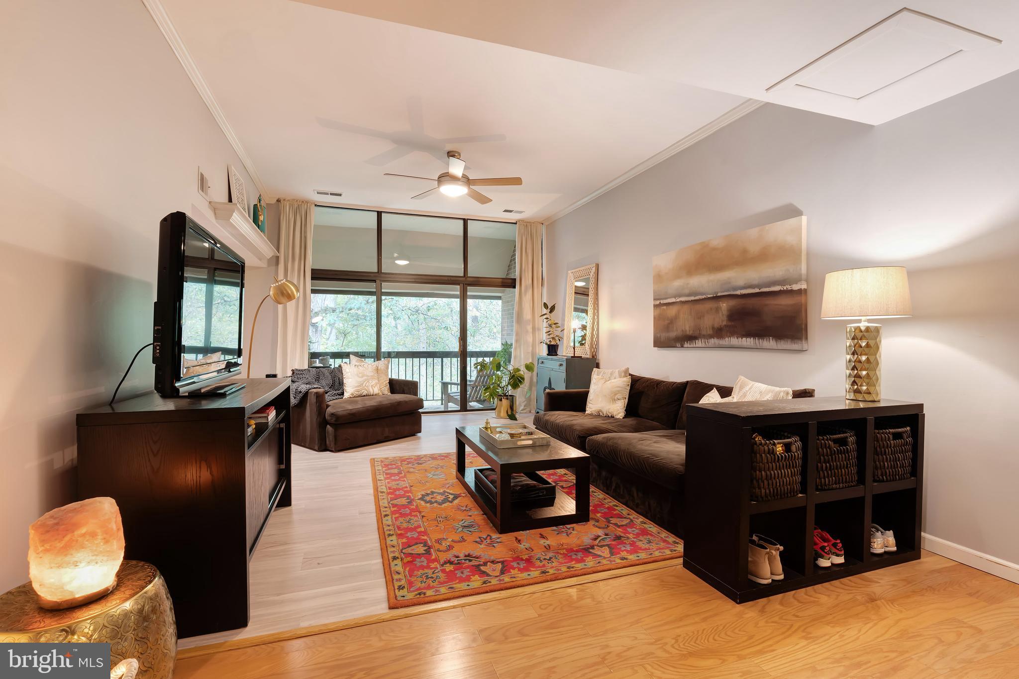 1670 PARKCREST CIRCLE 3B/300