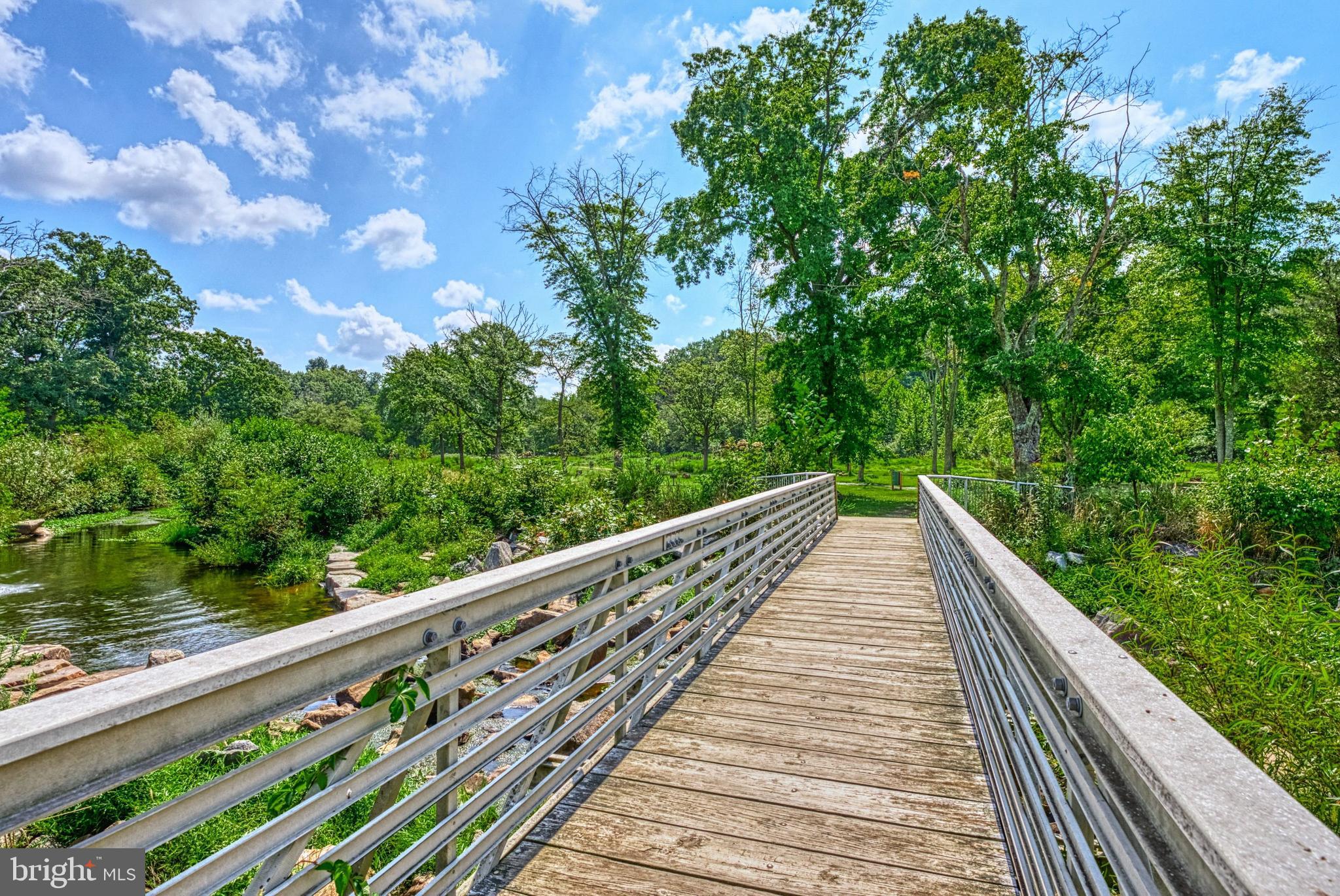 1670 PARKCREST CIRCLE 3B/300