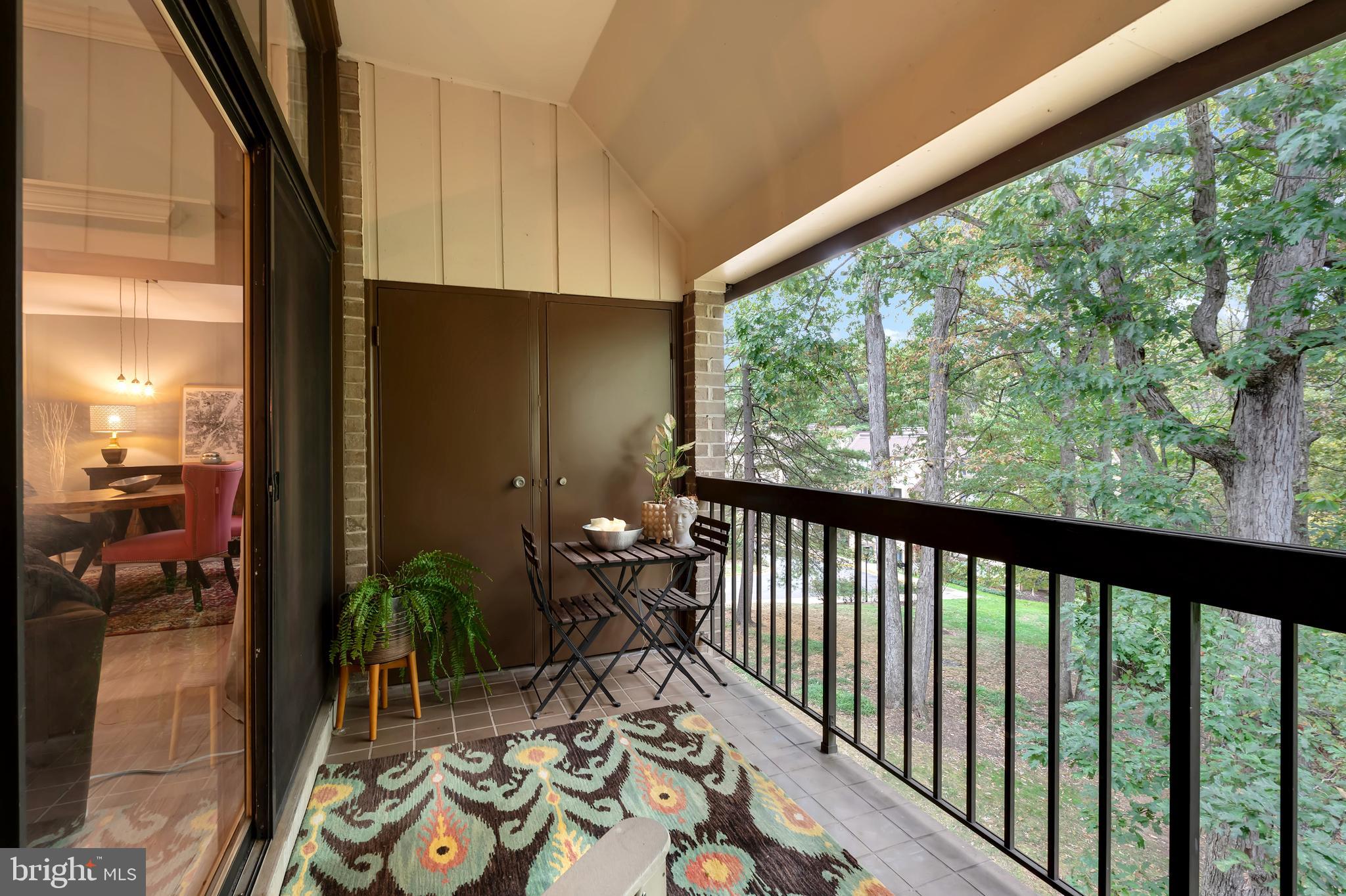 1670 PARKCREST CIRCLE 3B/300