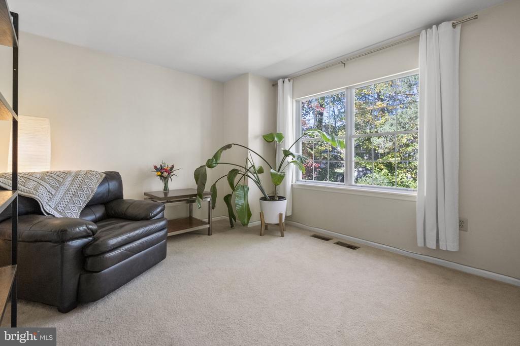 488 MONTALTO DRIVE