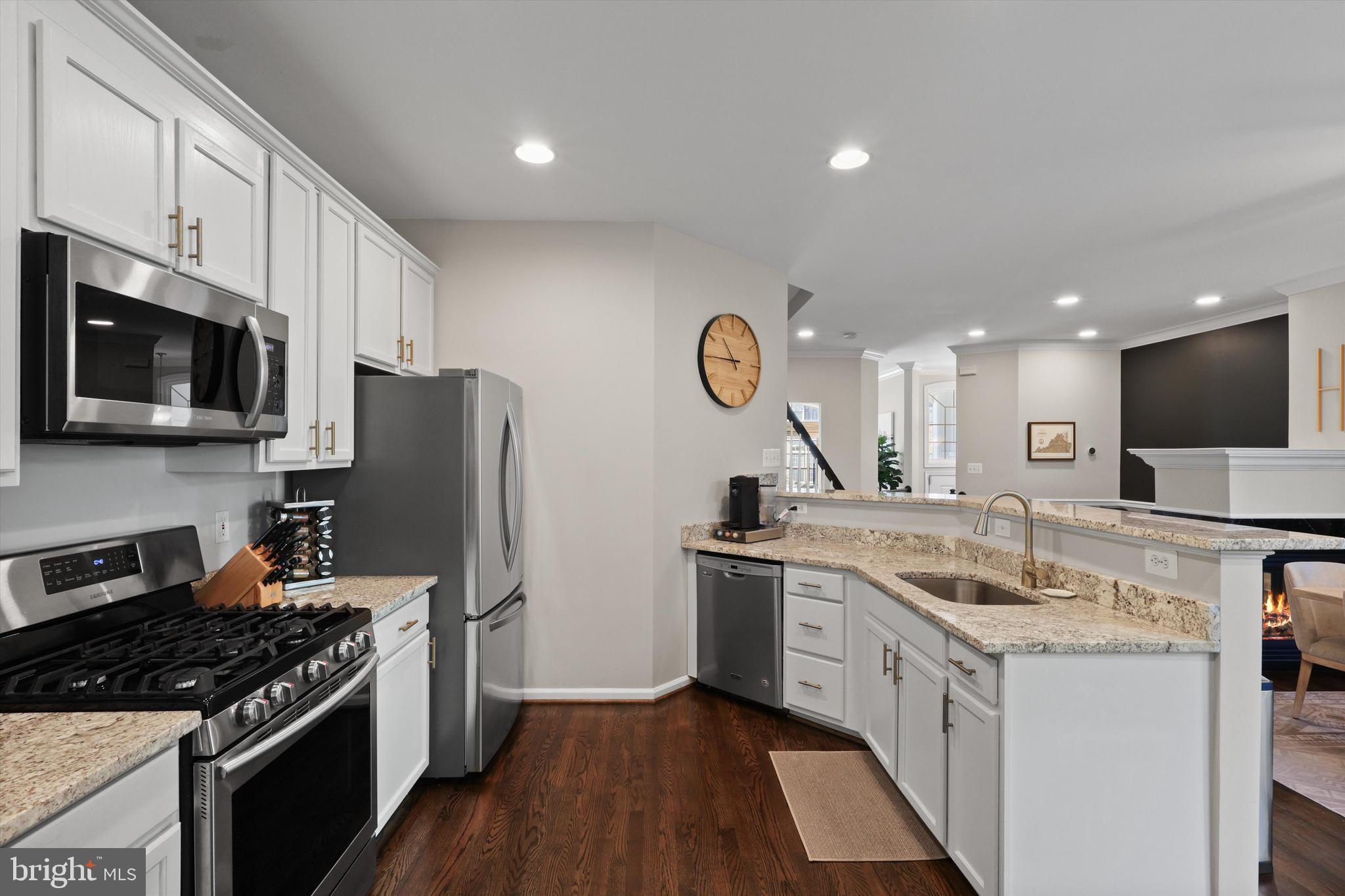 6485 WATERFIELD ROAD