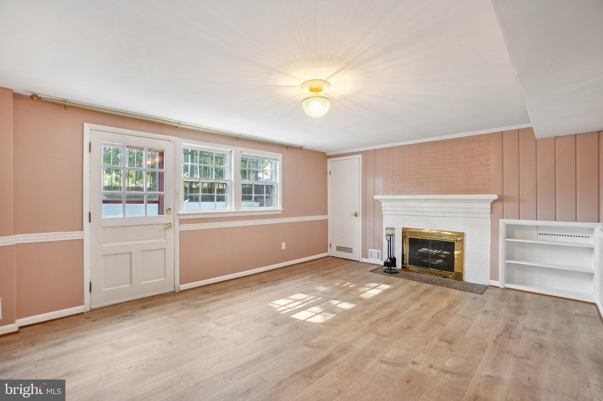 1913 COURTLAND ROAD