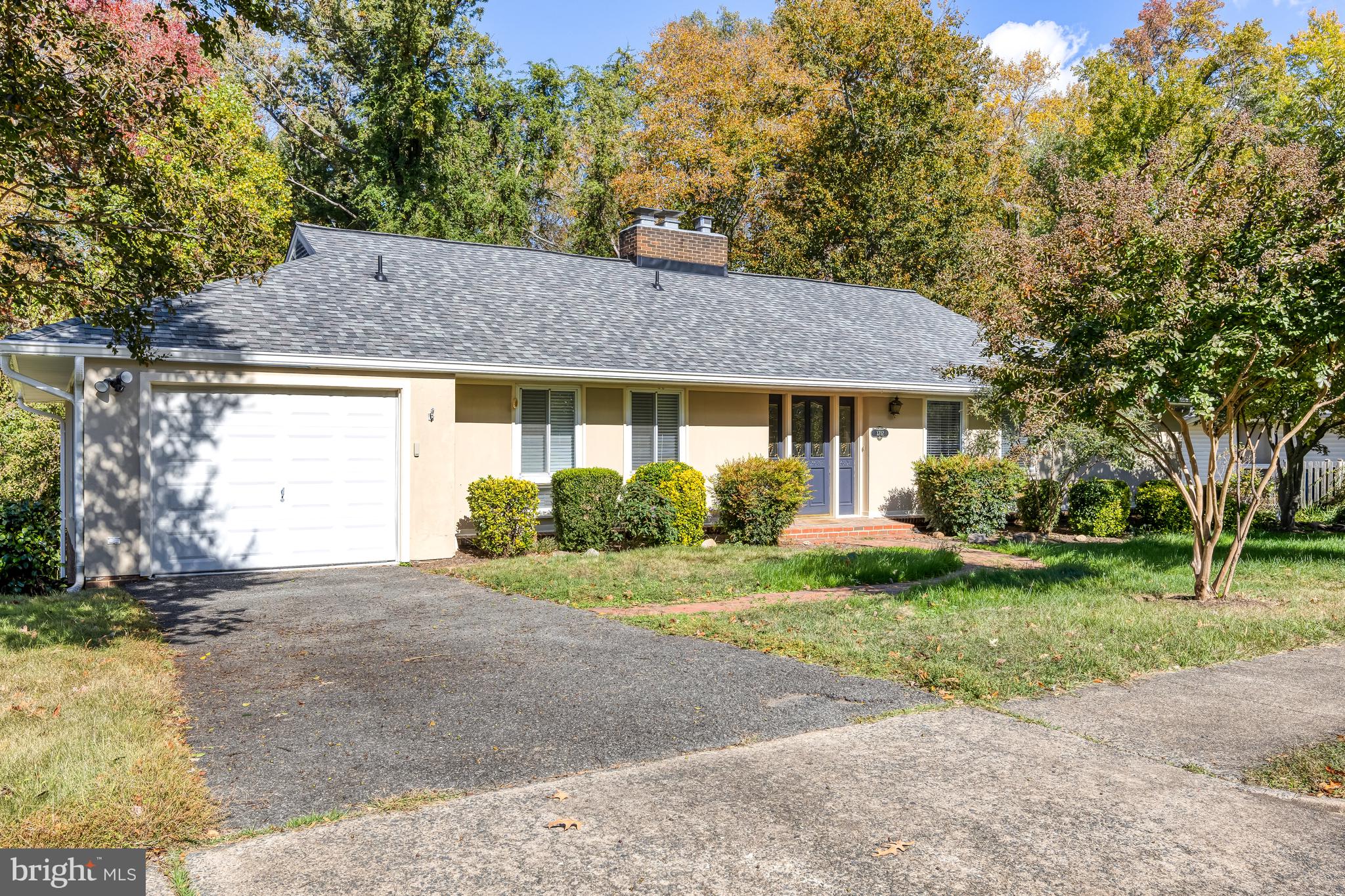 3712 MARYLAND STREET