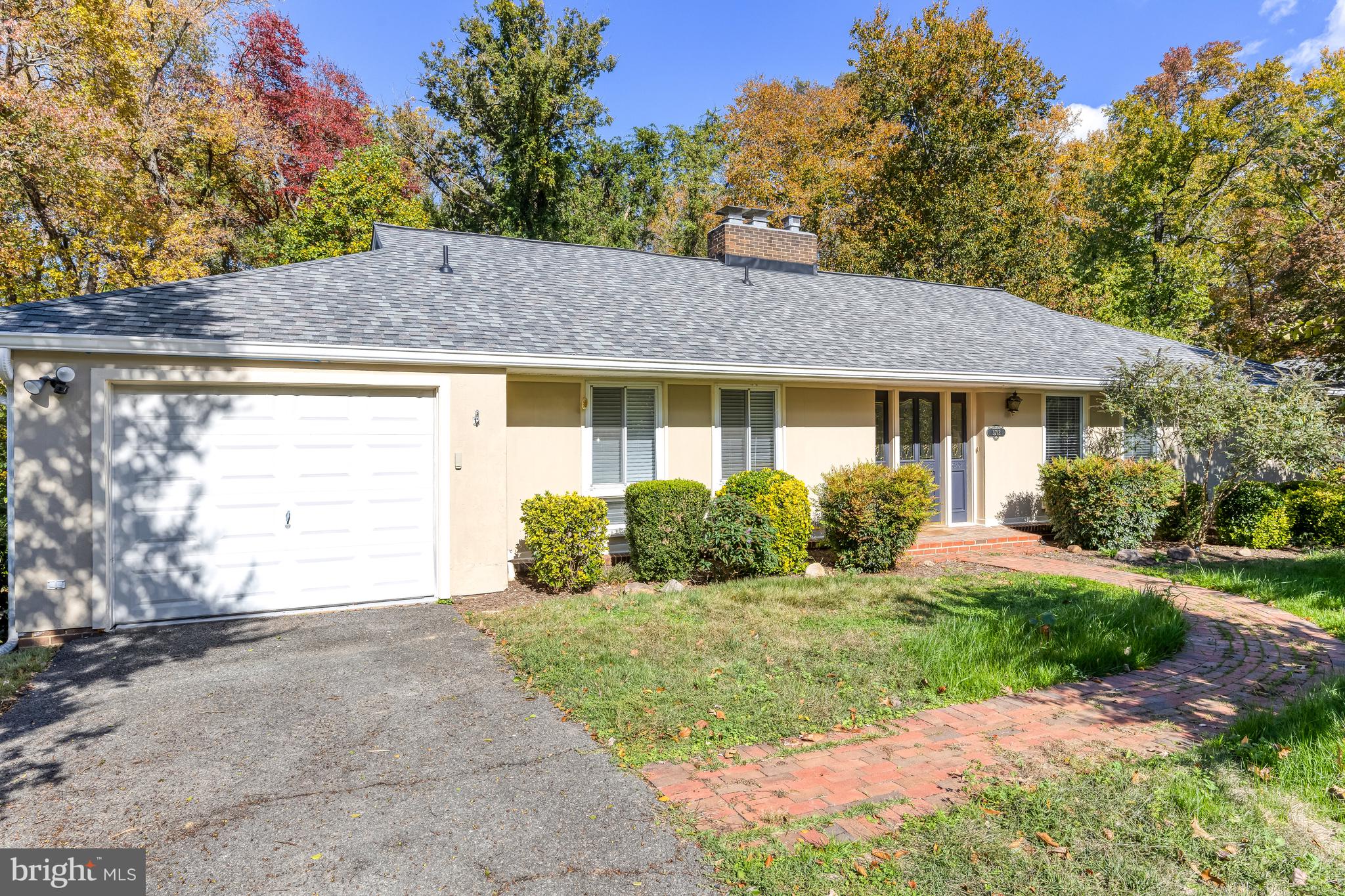 3712 MARYLAND STREET