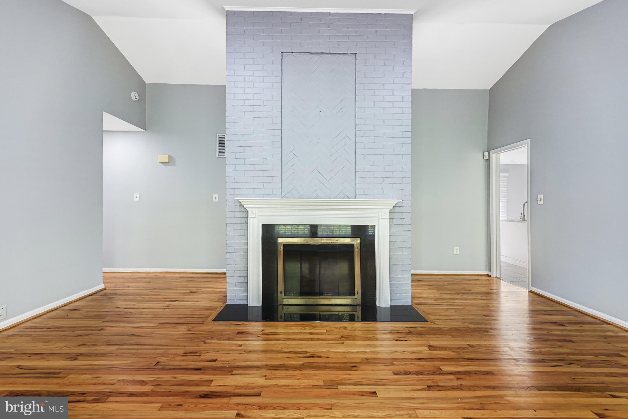 3712 MARYLAND STREET