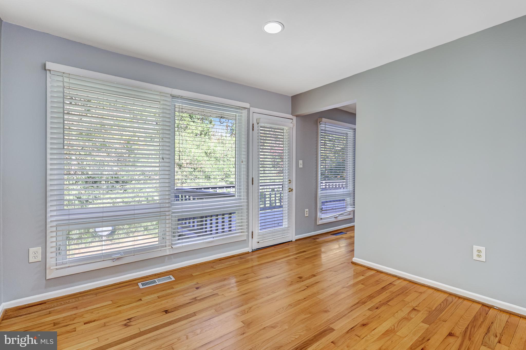 3712 MARYLAND STREET