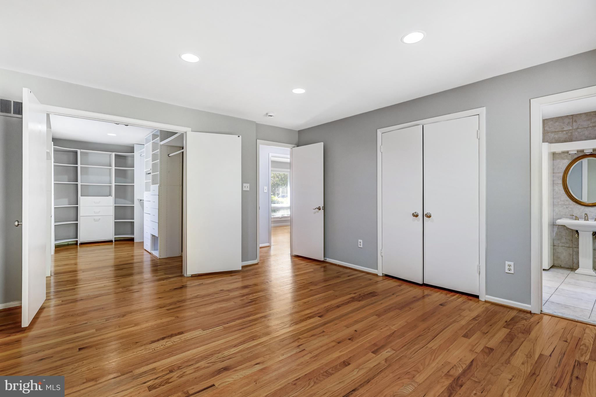 3712 MARYLAND STREET