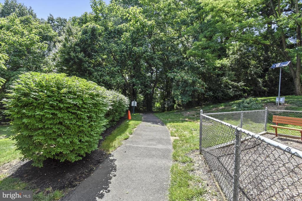 3335 BEECHCLIFF DRIVE