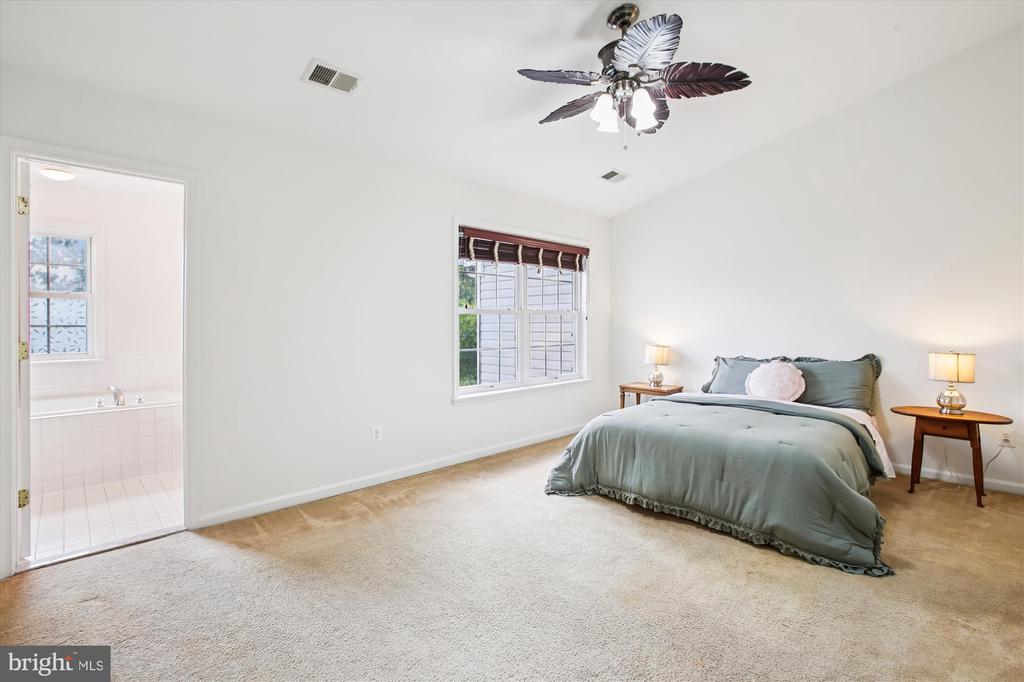 3335 BEECHCLIFF DRIVE