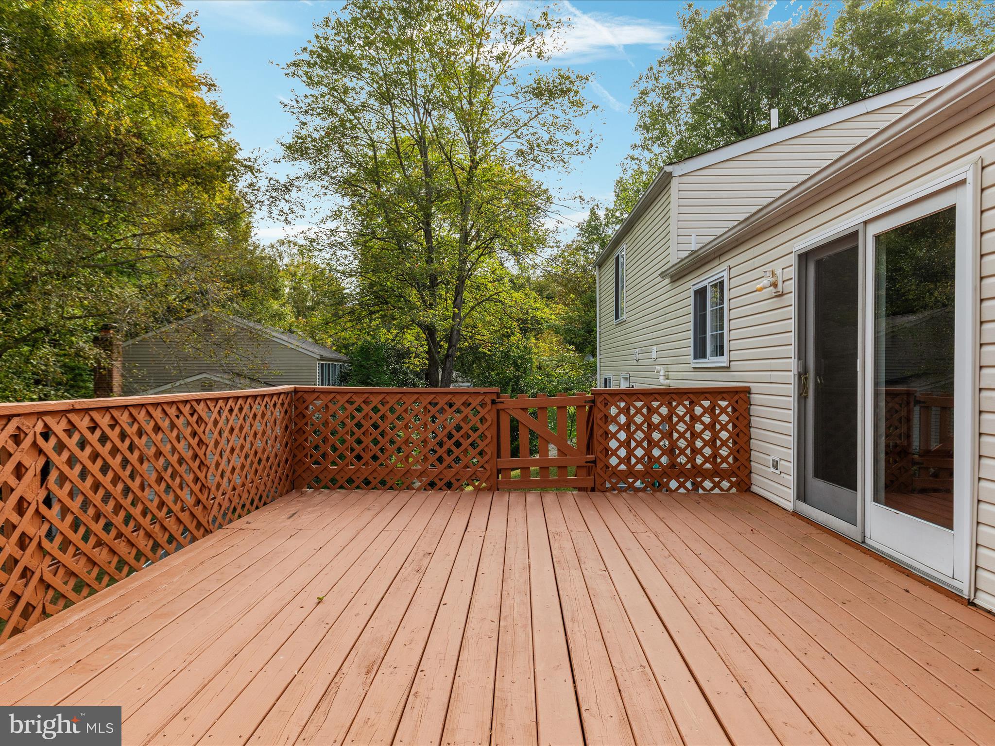 7743 MIDDLE VALLEY DRIVE