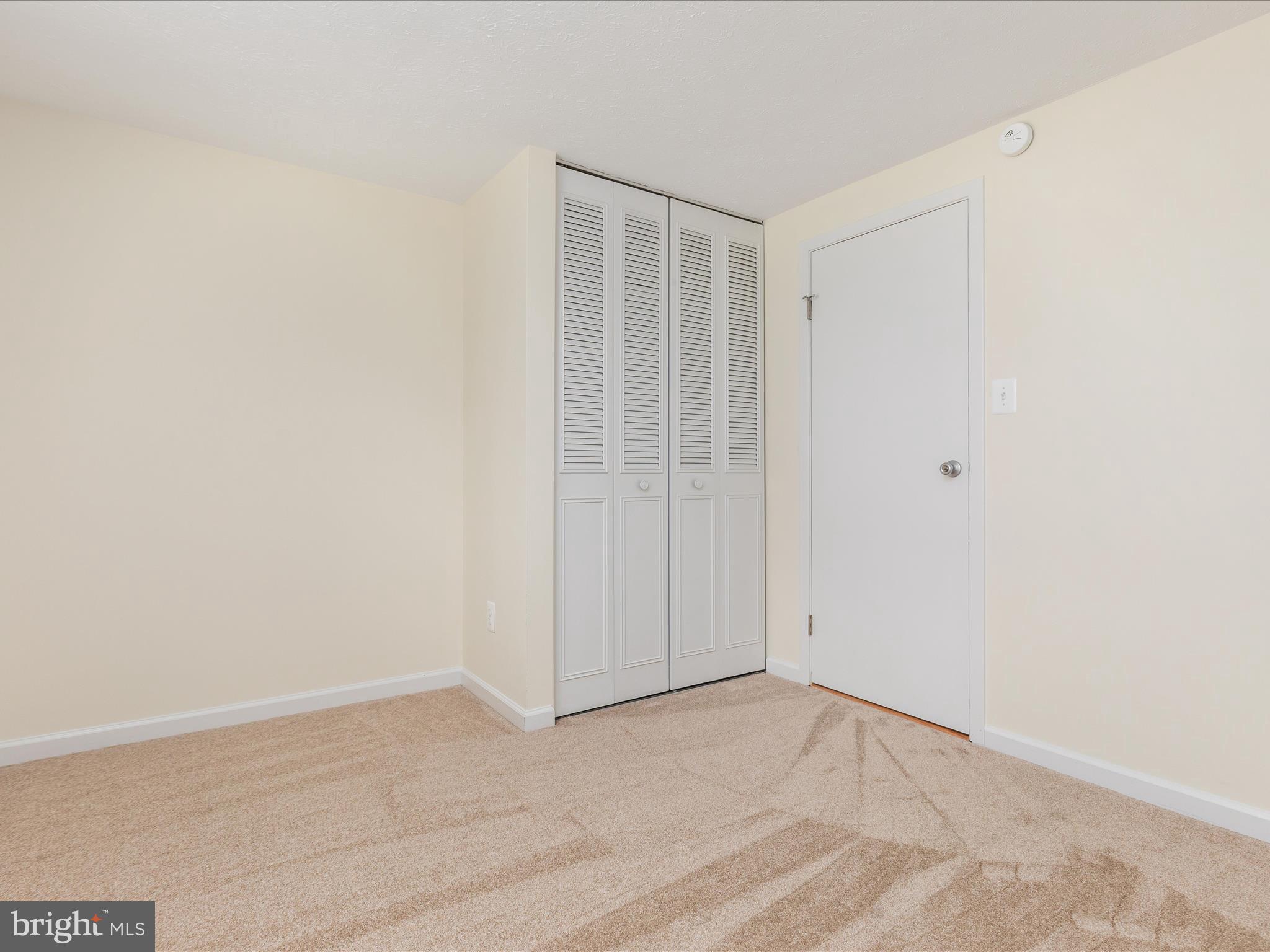 7743 MIDDLE VALLEY DRIVE