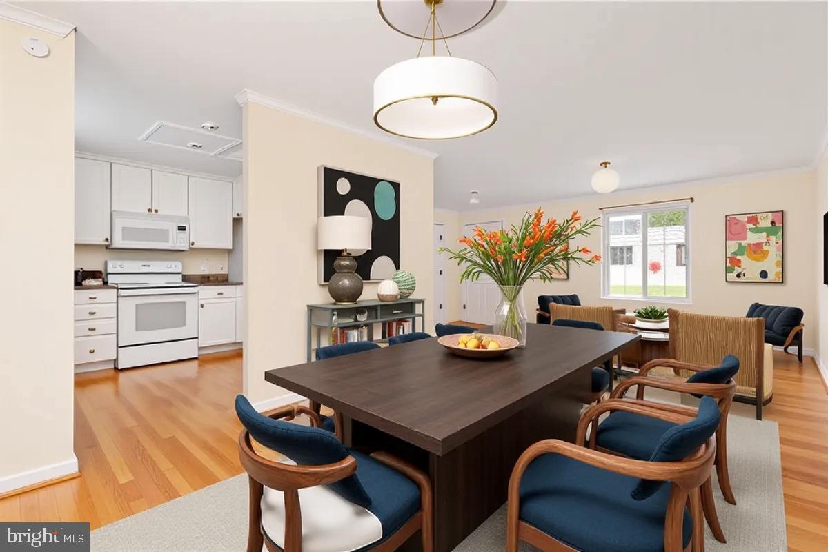 7743 MIDDLE VALLEY DRIVE