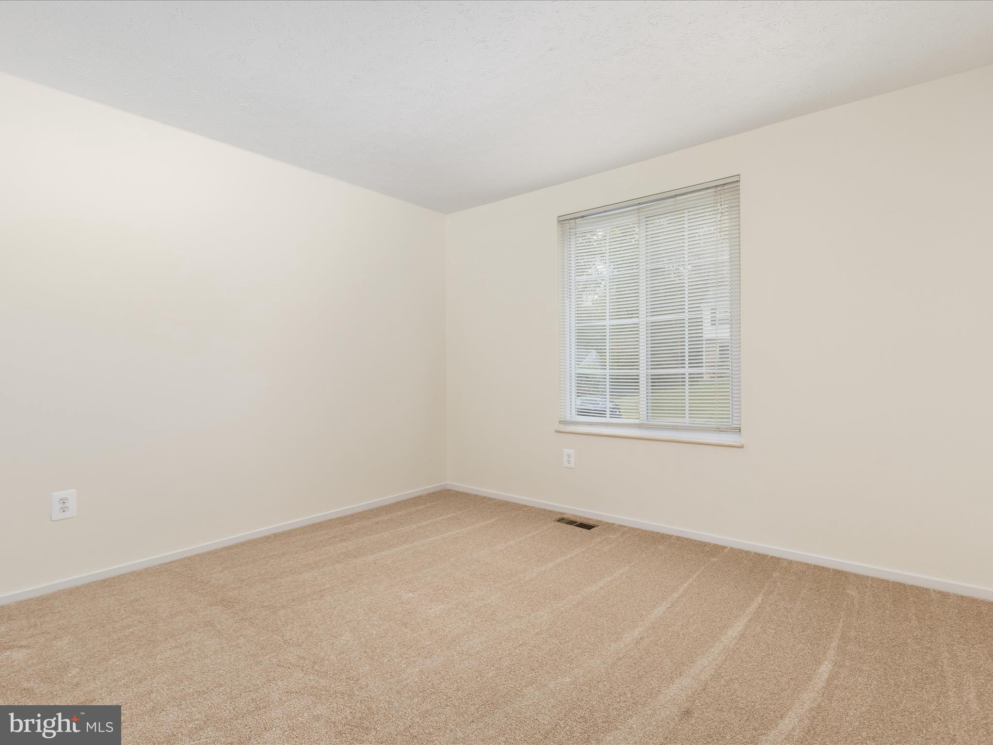 7743 MIDDLE VALLEY DRIVE