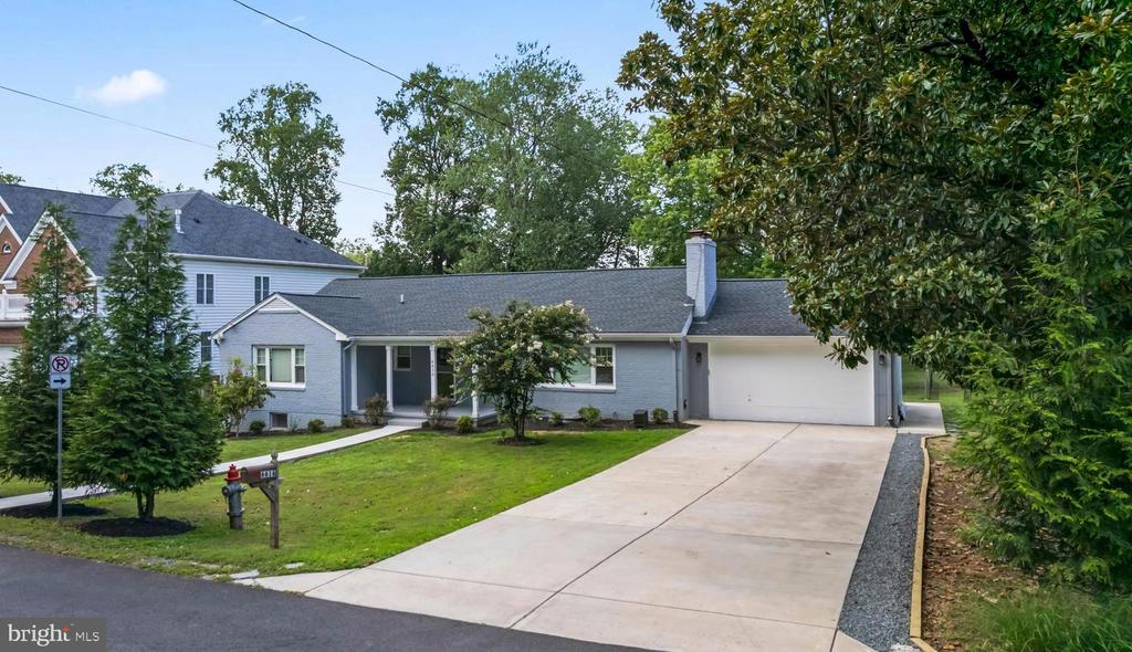 6616 KIRBY COURT
