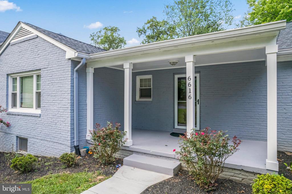 6616 KIRBY COURT