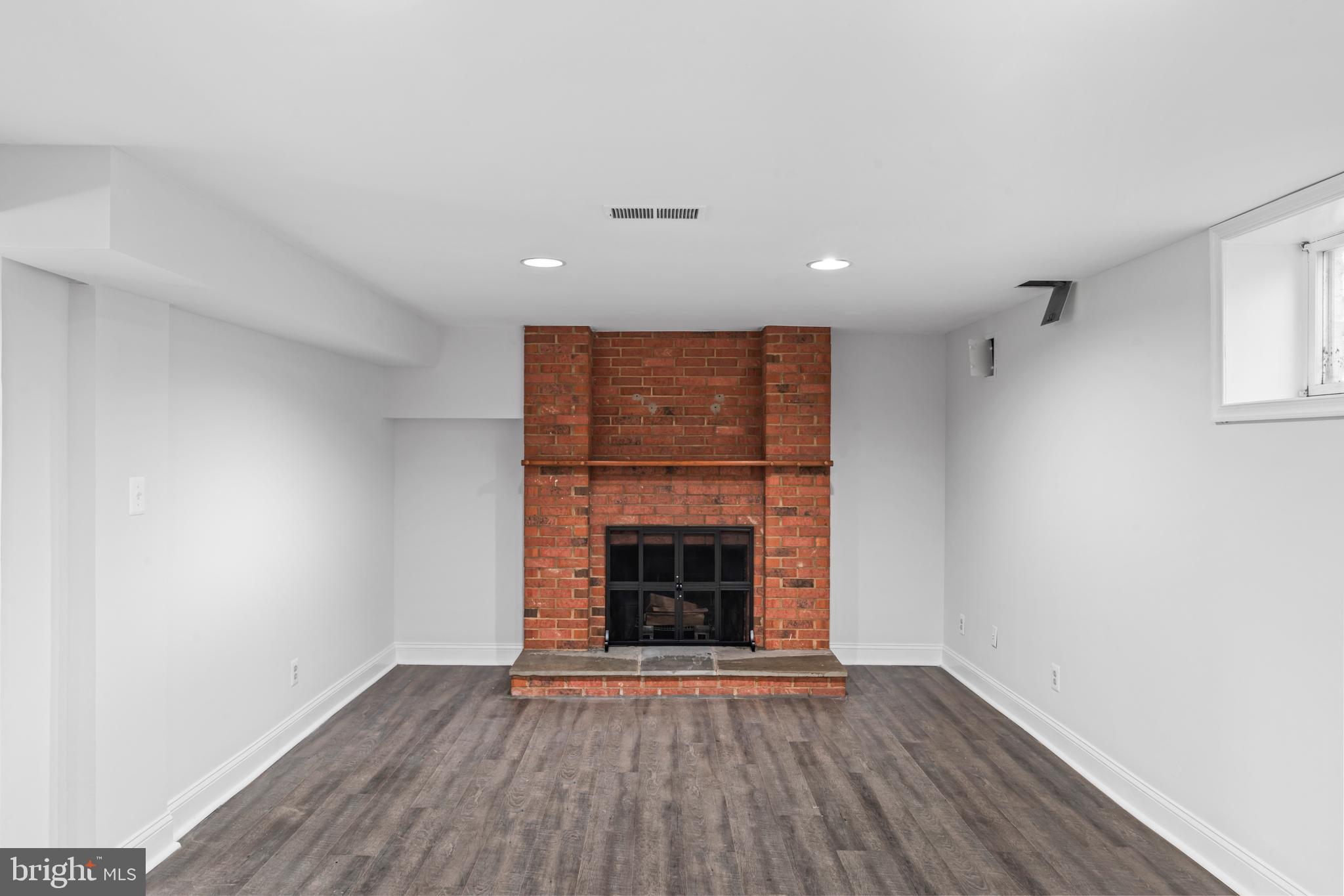 6616 KIRBY COURT