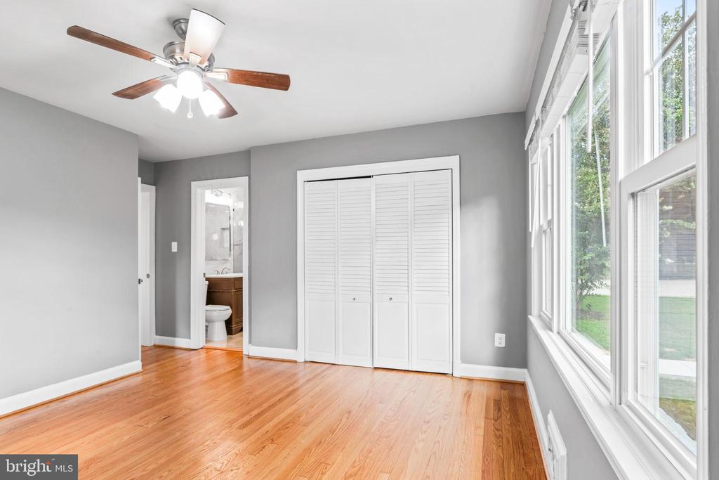 6616 KIRBY COURT