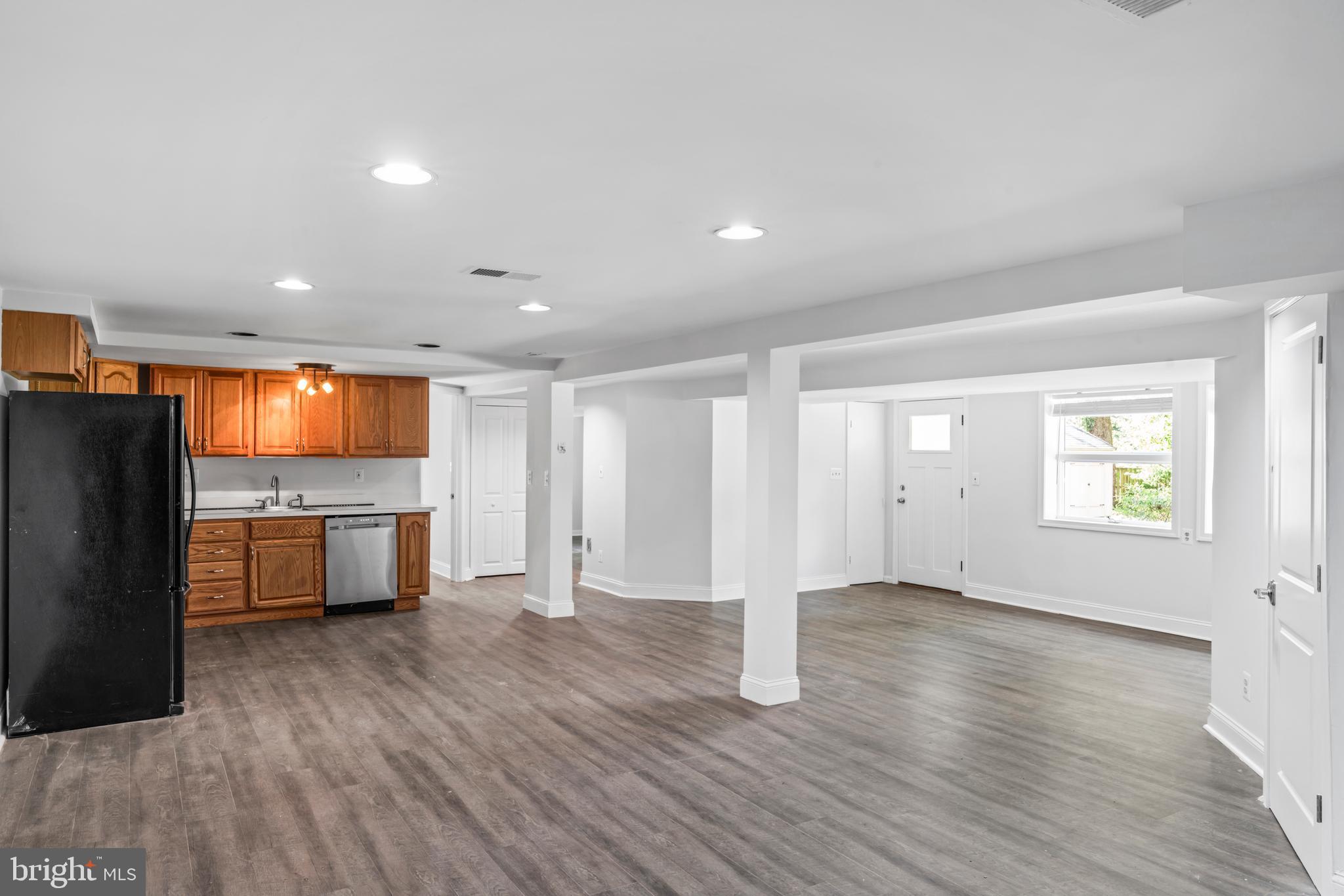 6616 KIRBY COURT