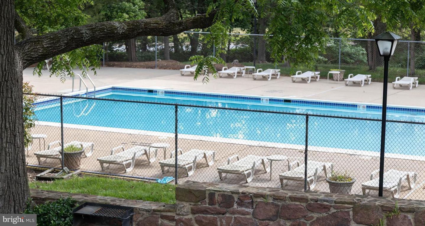 5812 ORCHARD HILL COURT 5812