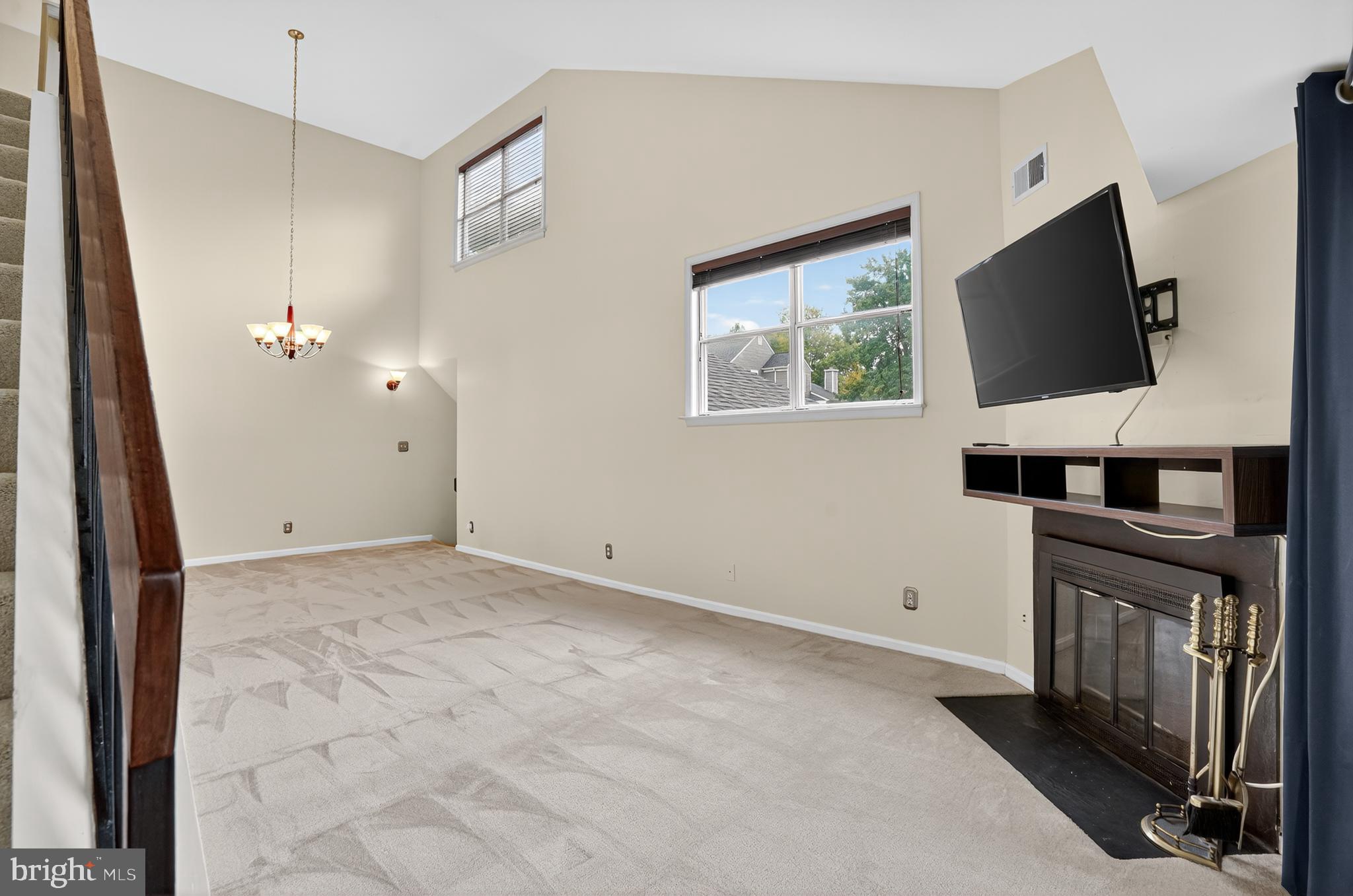 5812 ORCHARD HILL COURT 5812