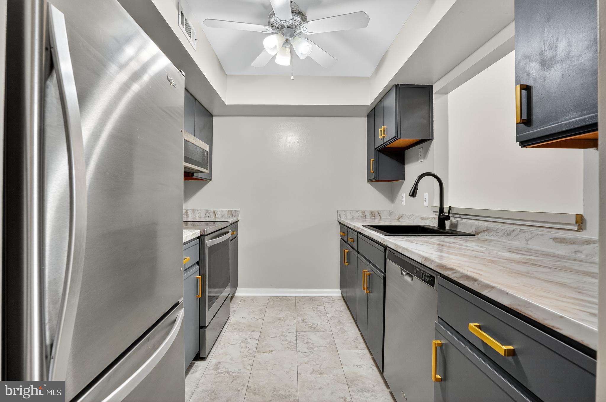 5812 ORCHARD HILL COURT 5812