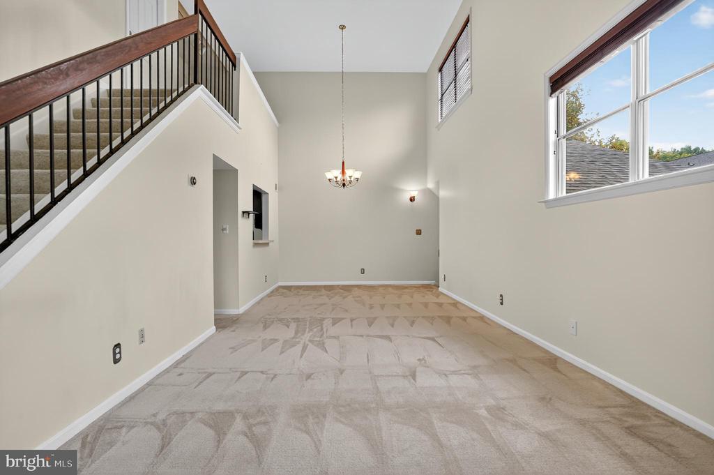 5812 ORCHARD HILL COURT 5812