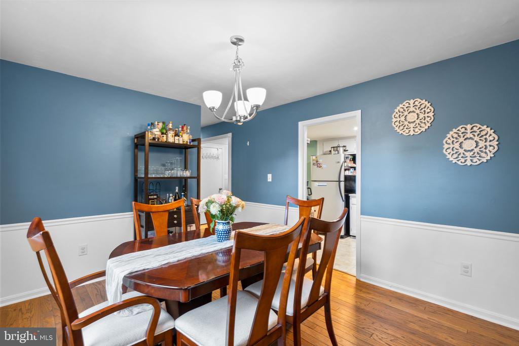 702 HEMLOCK COURT