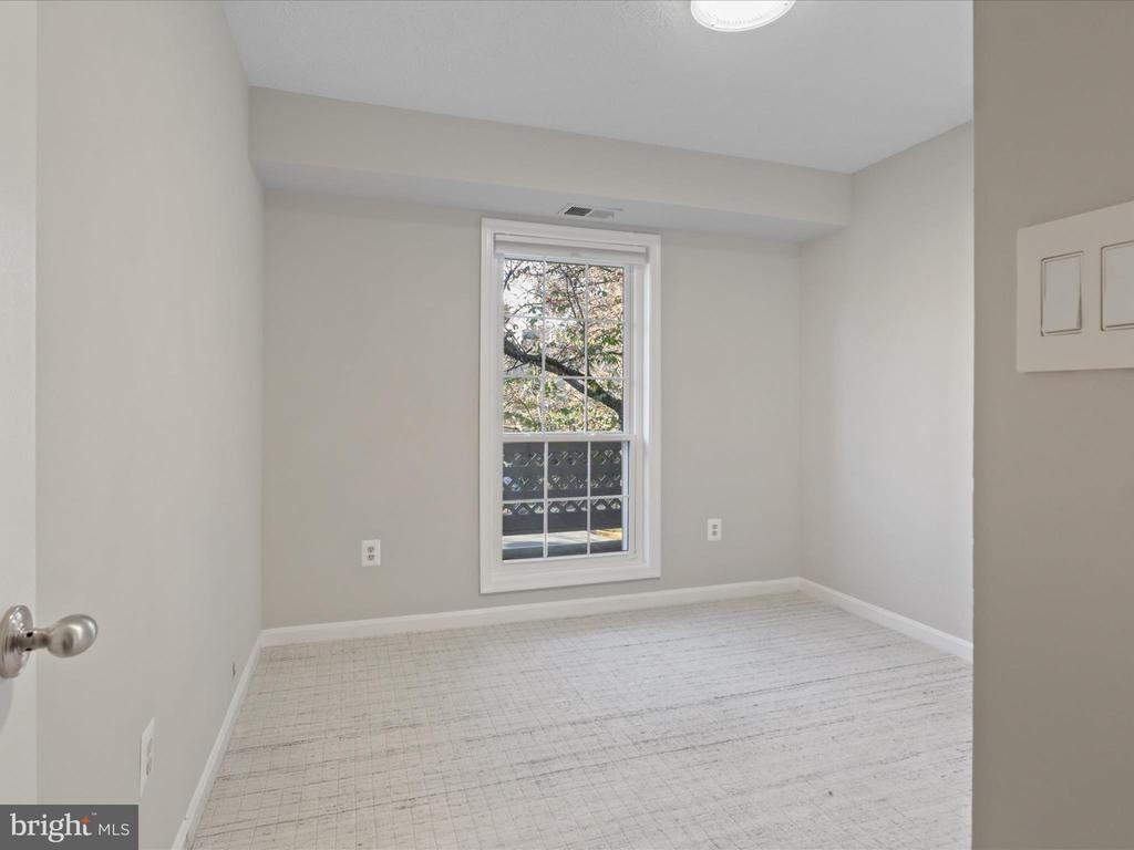 7757 WILLOW POINT DRIVE 7757