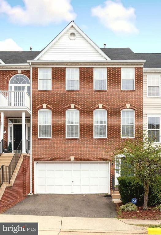 5136 BALLYCASTLE CIRCLE