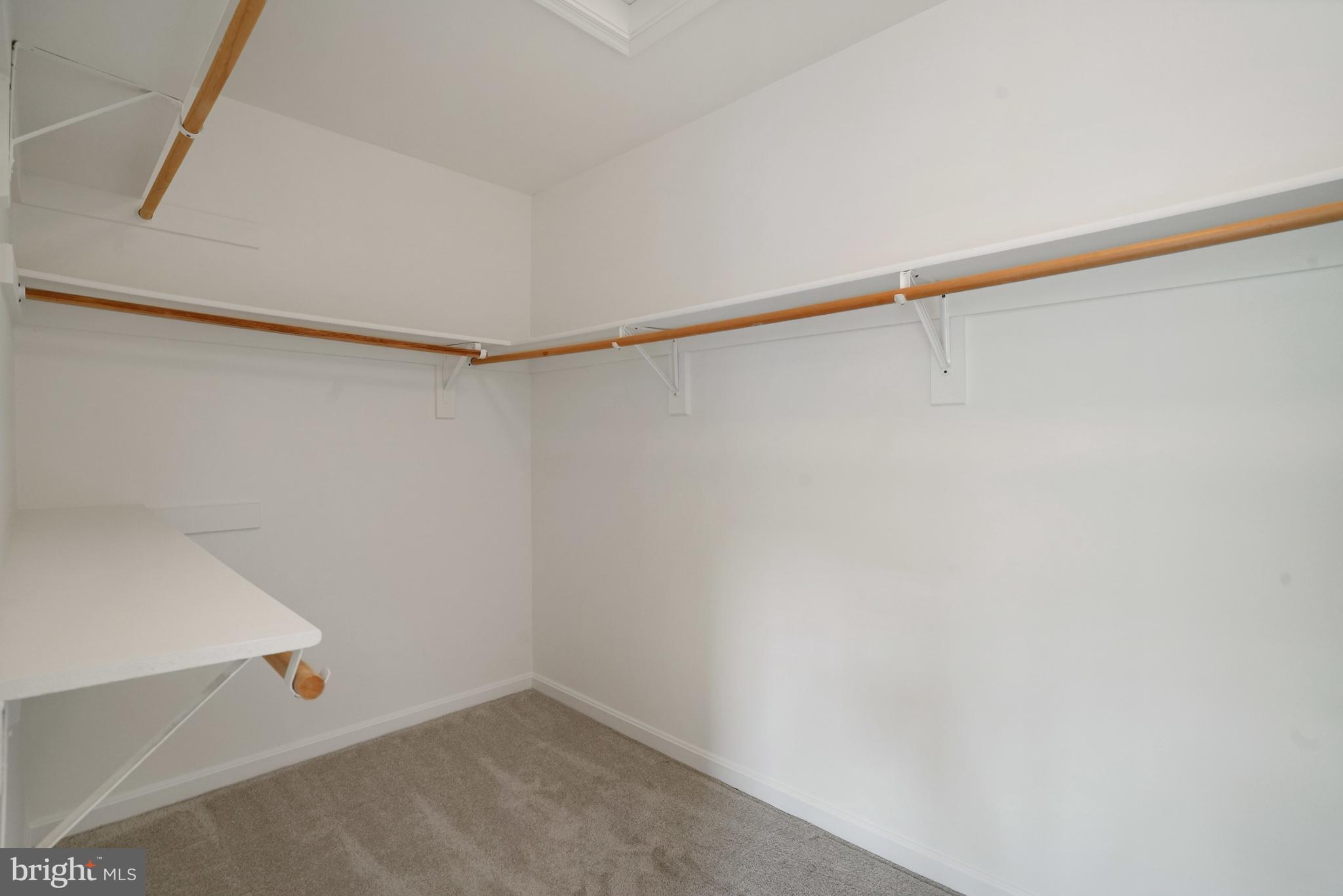 5606 BROOKLAND COURT