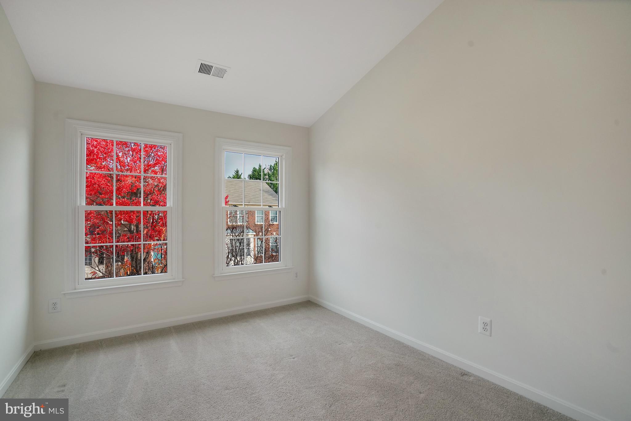 5606 BROOKLAND COURT