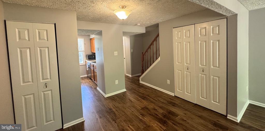 8584 KOLUDER COURT