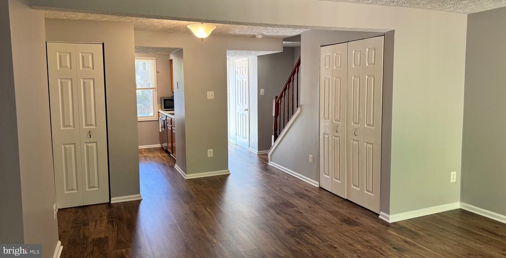 8584 KOLUDER COURT