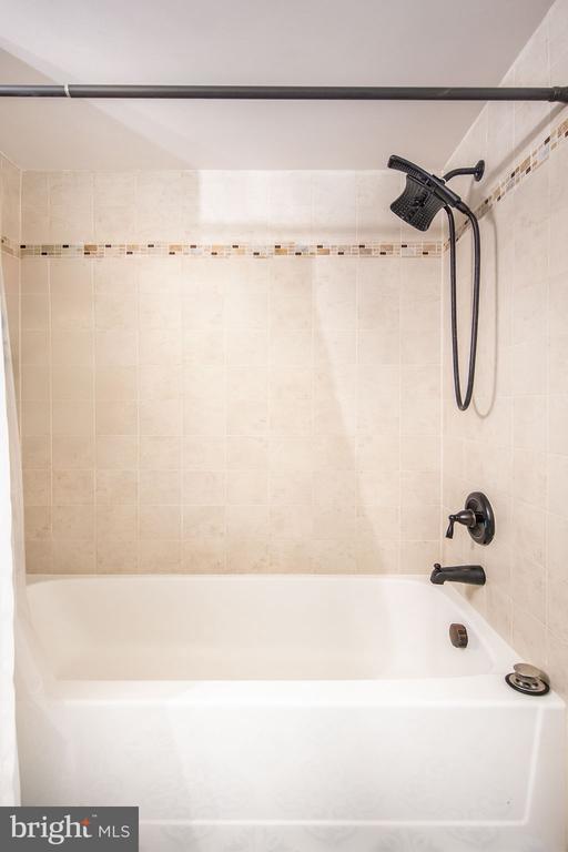 2650 REDCOAT DR #3D,FAIRFAX Unit: 3D