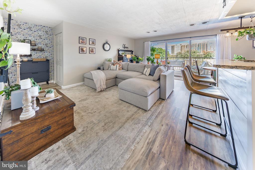 2650 REDCOAT DR #3D,FAIRFAX Unit: 3D