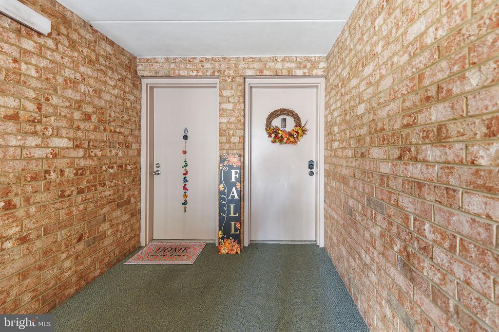 2650 REDCOAT DR #3D,FAIRFAX Unit: 3D