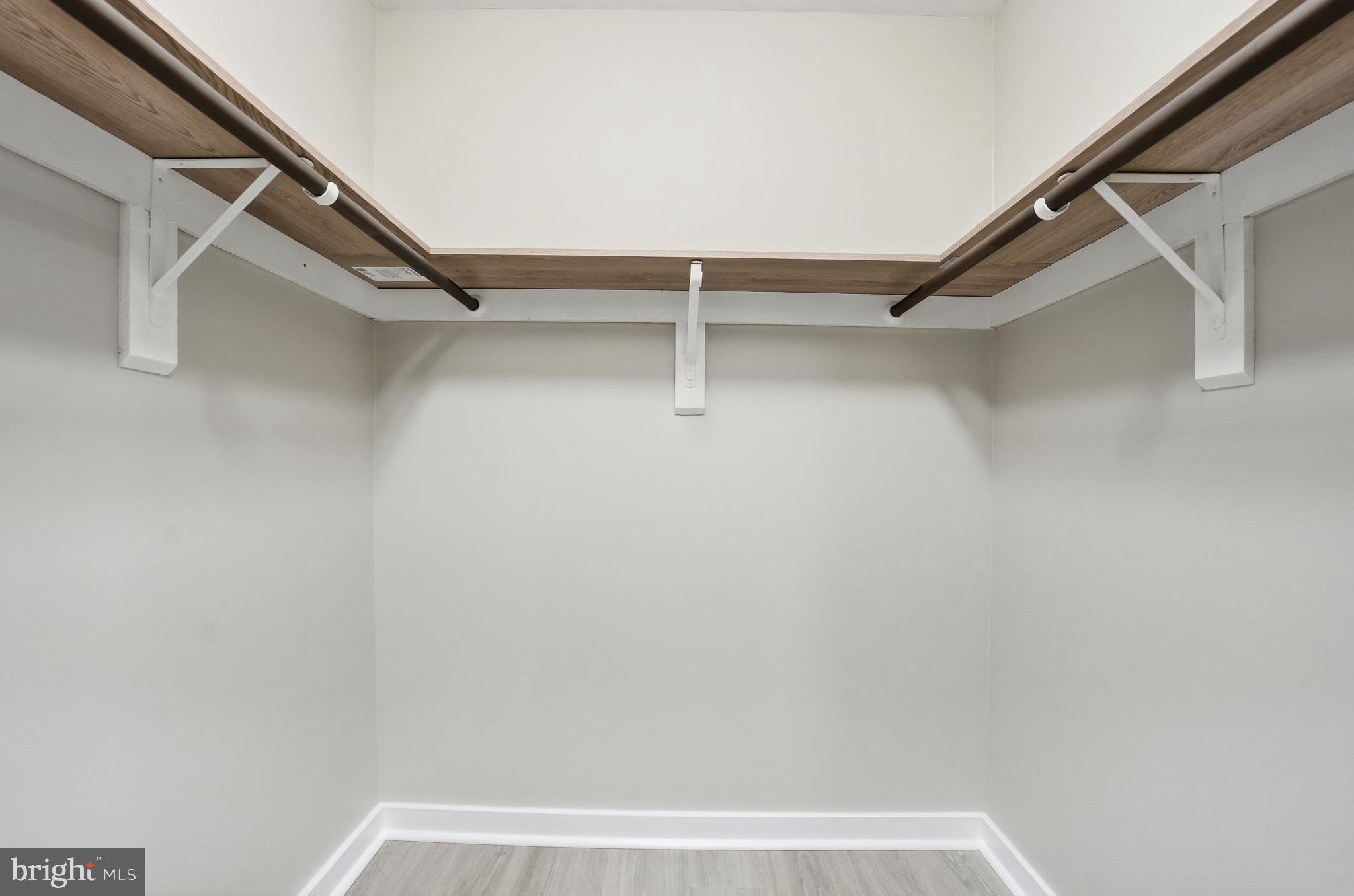 6053 CROWN ROYAL CIRCLE