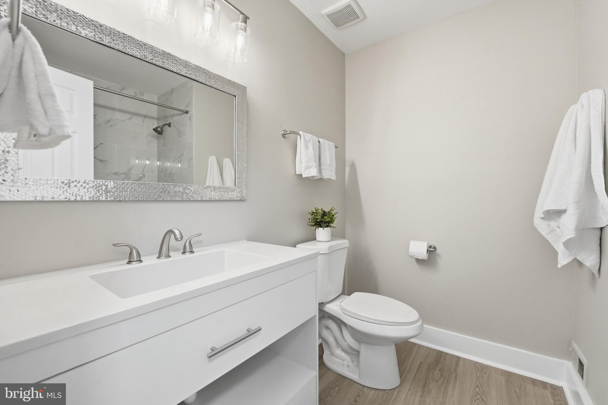 6053 CROWN ROYAL CIRCLE