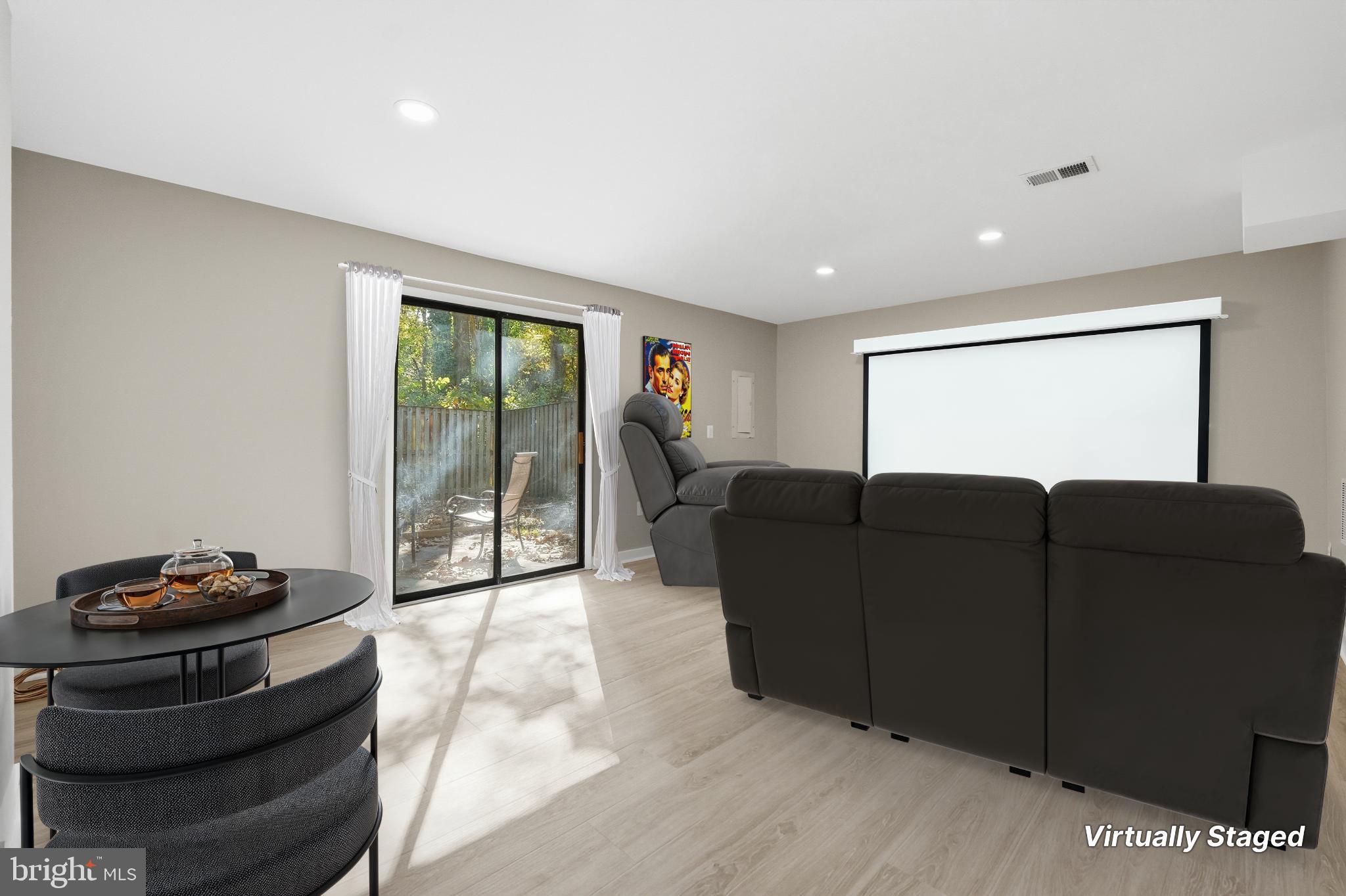 6053 CROWN ROYAL CIRCLE