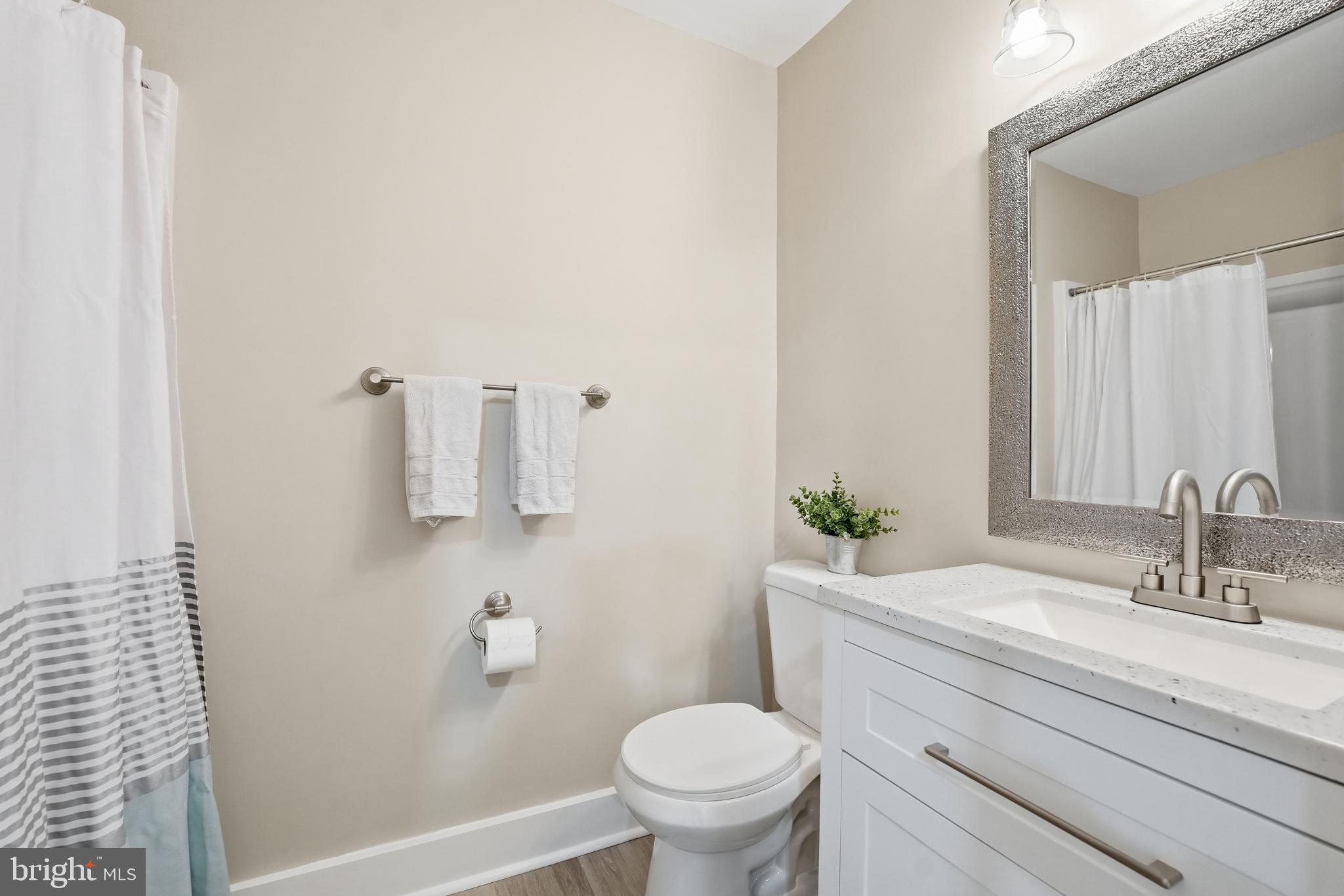 6053 CROWN ROYAL CIRCLE