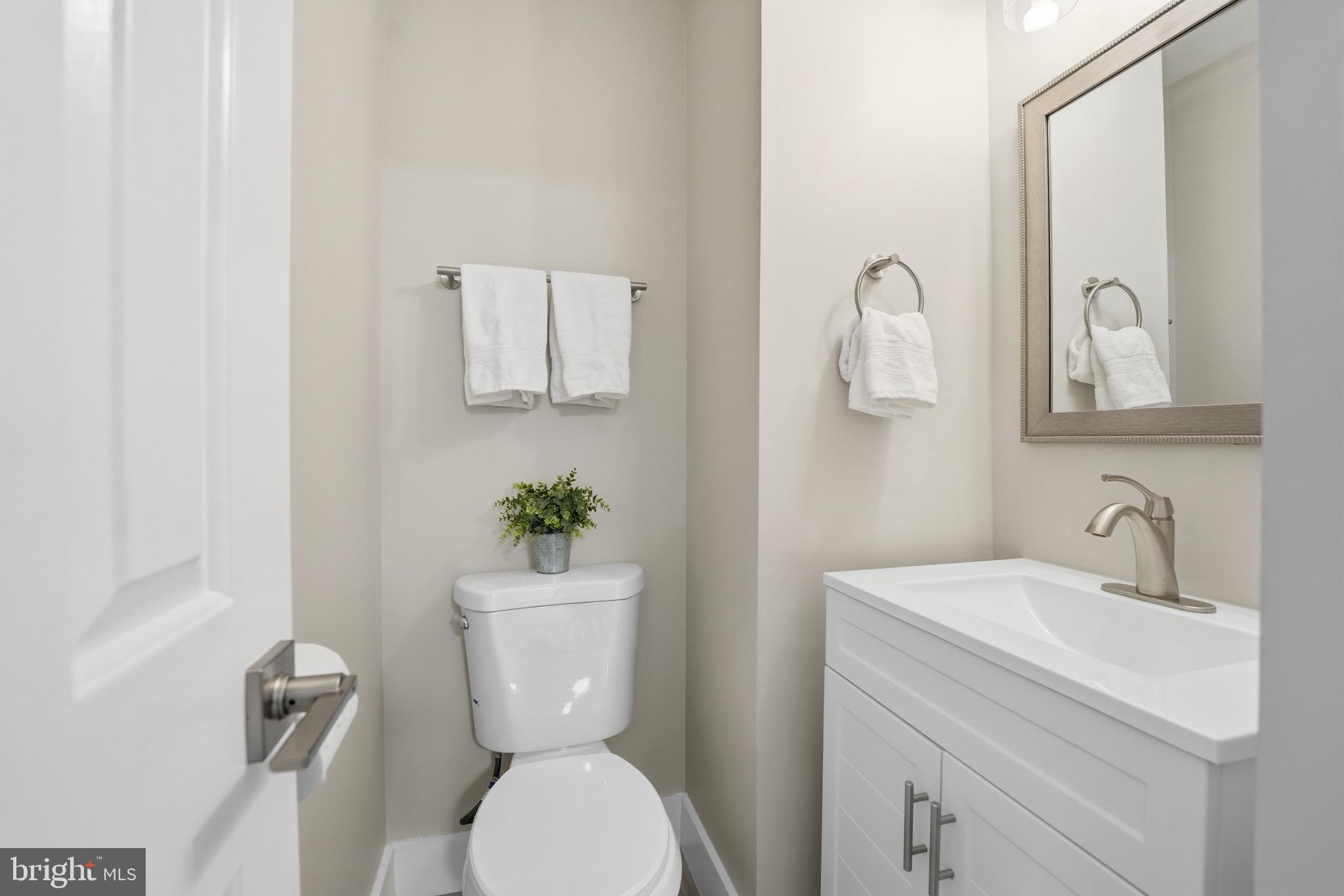 6053 CROWN ROYAL CIRCLE