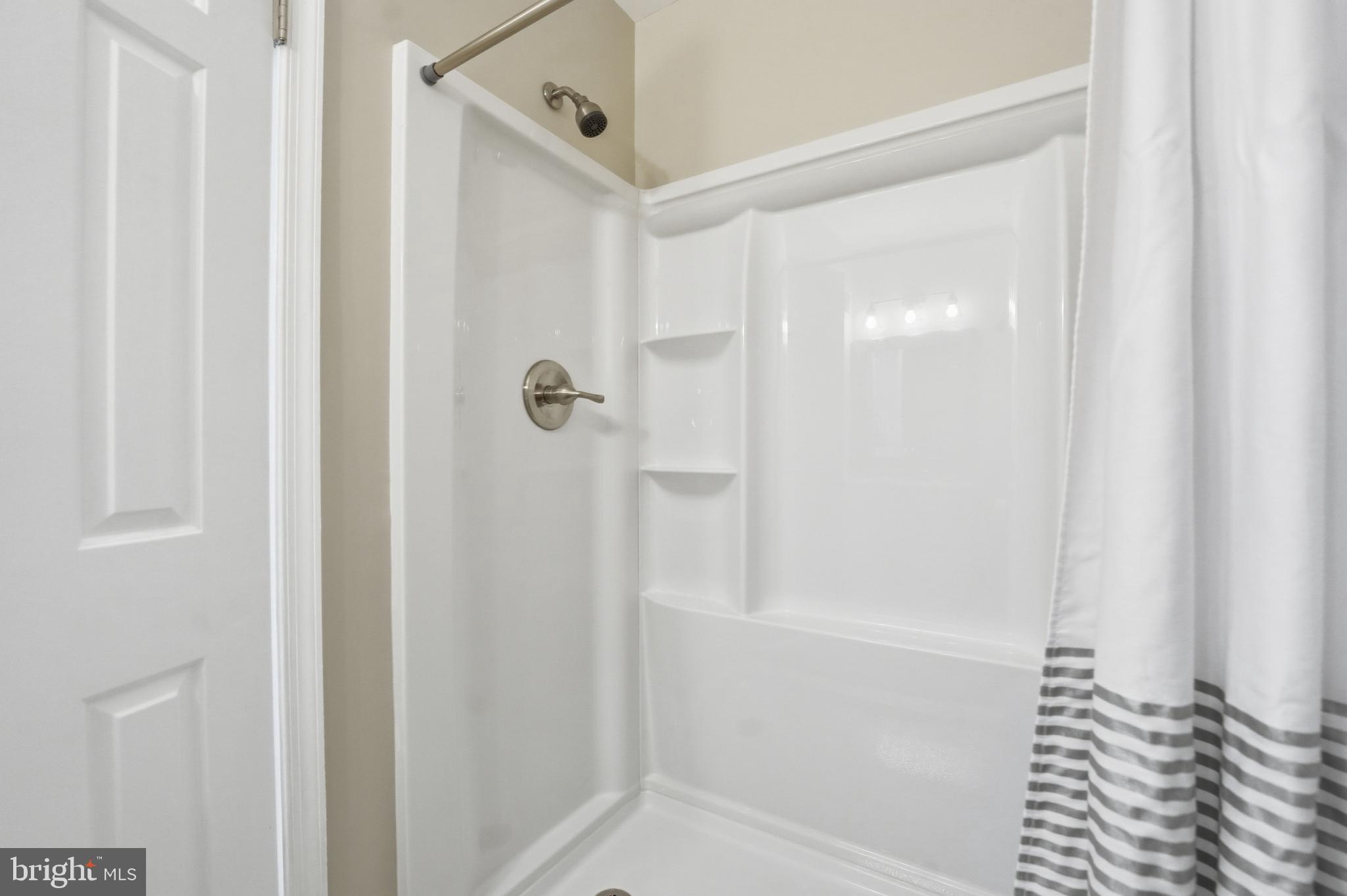 6053 CROWN ROYAL CIRCLE