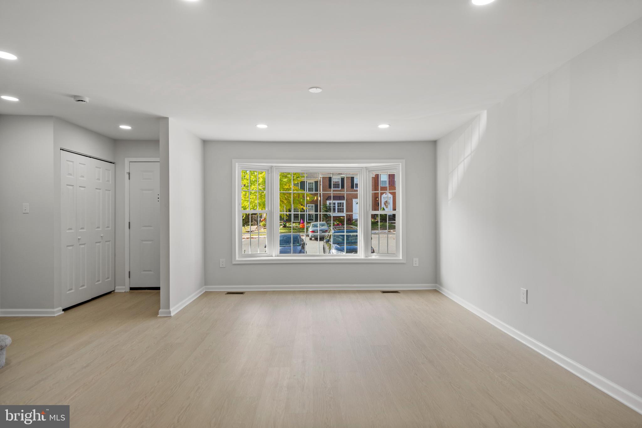 9521 CHERRY OAK COURT