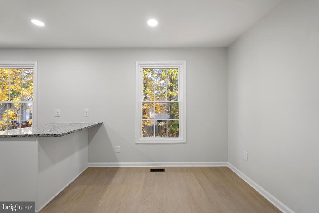 9521 CHERRY OAK COURT