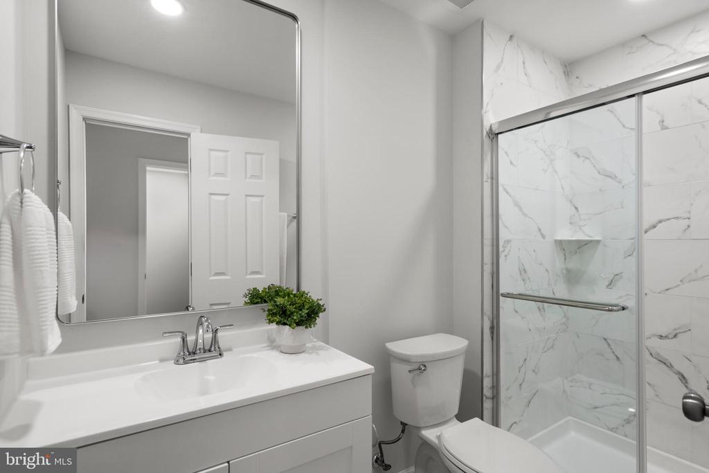 9521 CHERRY OAK COURT