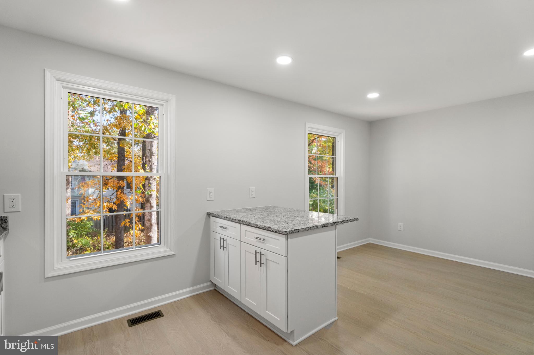 9521 CHERRY OAK COURT