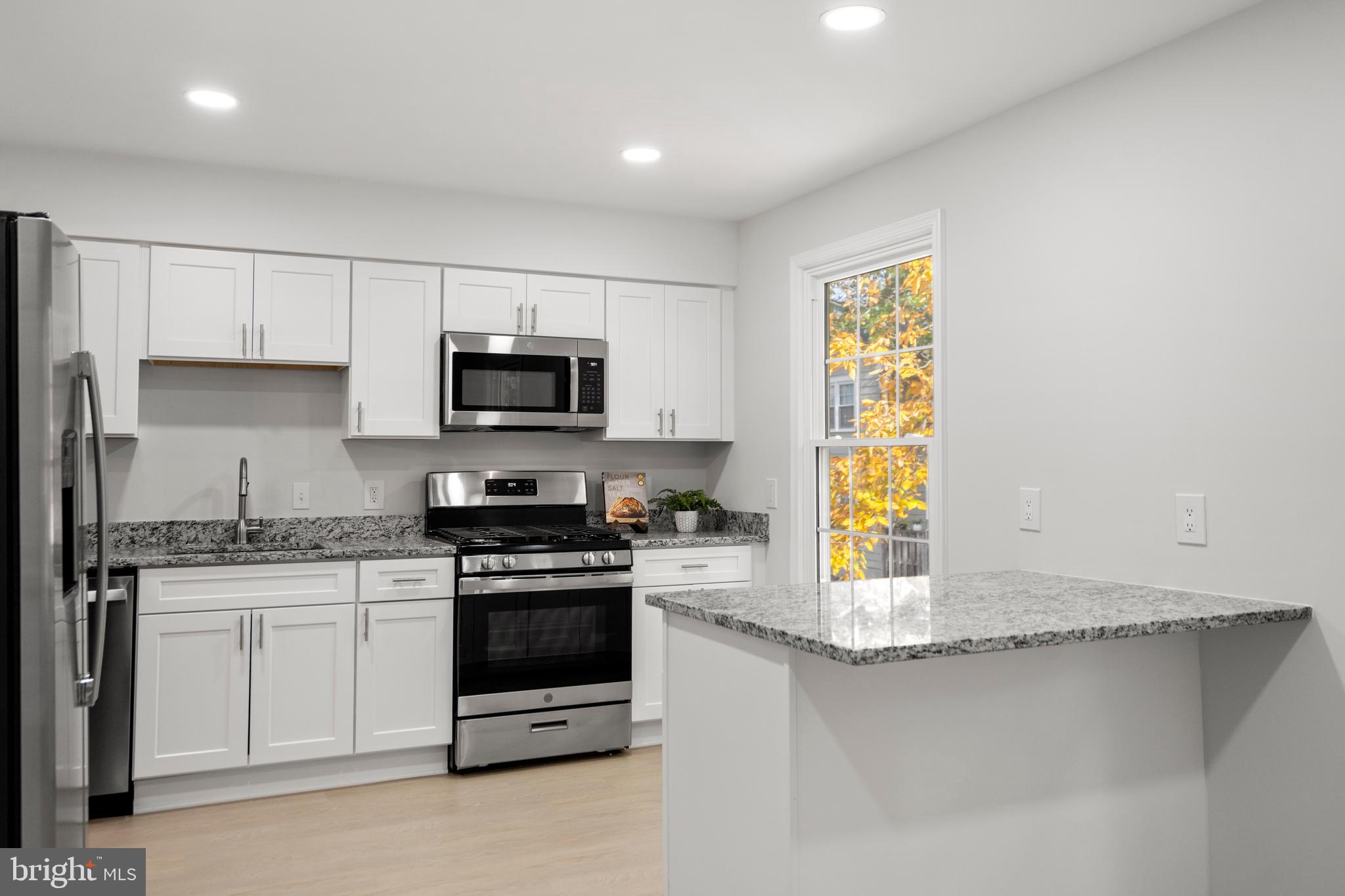 9521 CHERRY OAK COURT