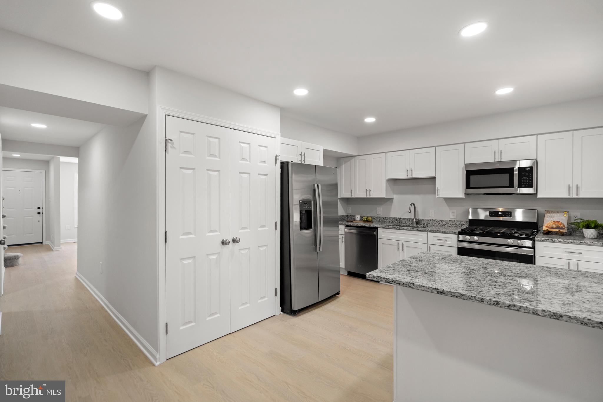 9521 CHERRY OAK COURT